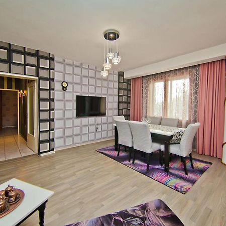 Perla 2-Bdrm In The Heart Of The City Варна Екстериор снимка
