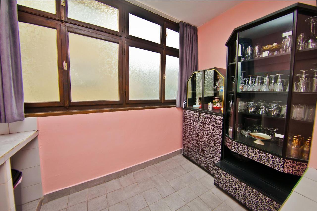 Perla 2-Bdrm In The Heart Of The City Варна Екстериор снимка